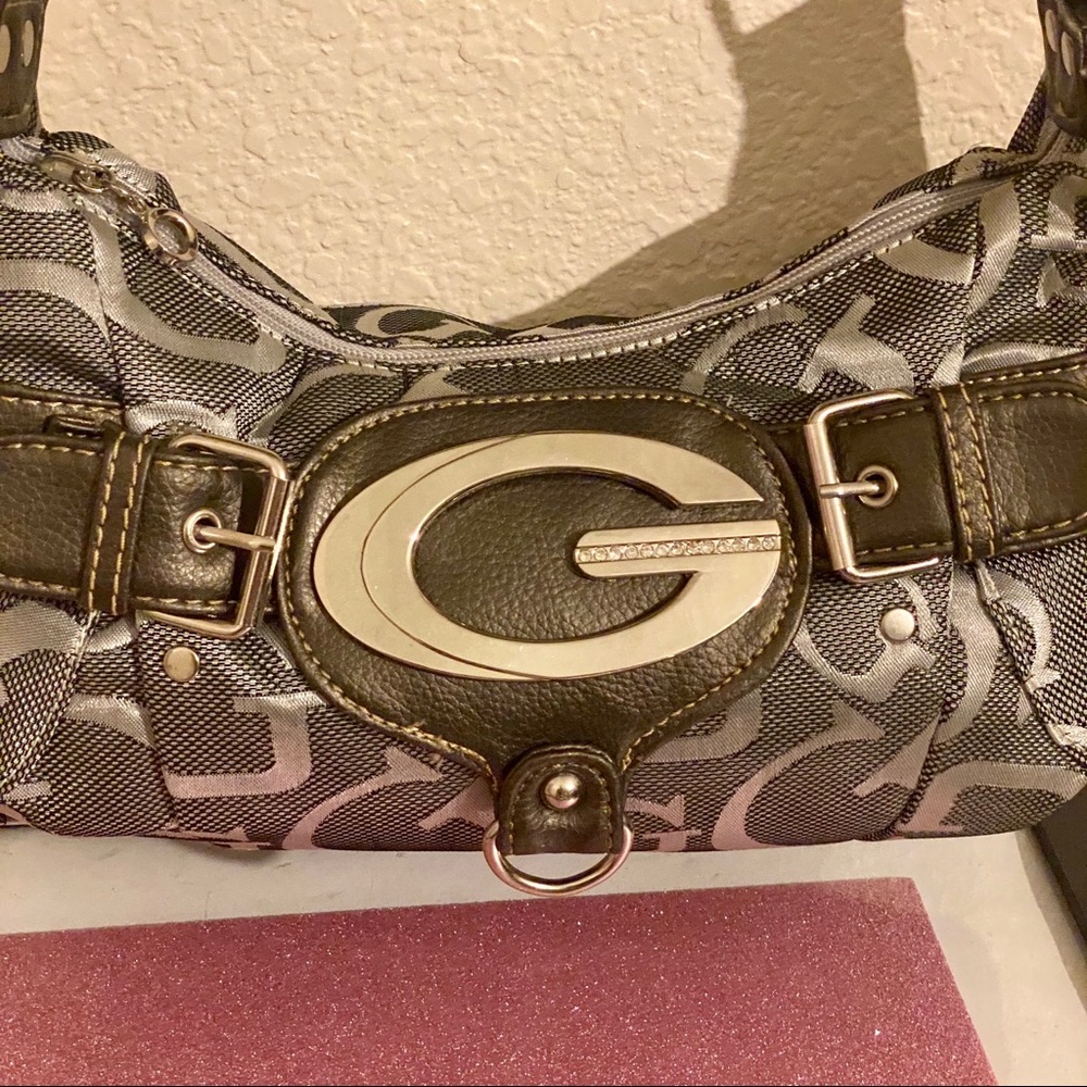 “GUESS” Small Hand Bag - Picture 14 of 15